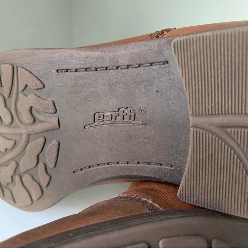 Earth Dorset Ankle Boots Bark
